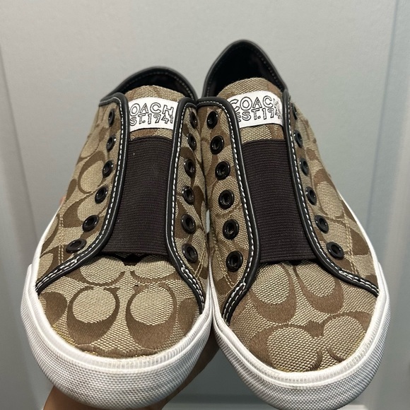 Vintage Coach slip on sneakers with classic coach print - Picture 5 of 7